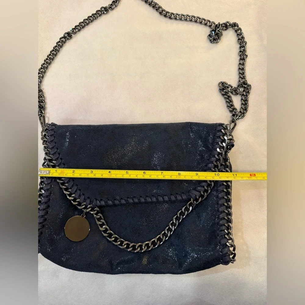 Mersi Alicia Crossbody bag. 11x8.25” with adjustable strap - Picture 7 of 10